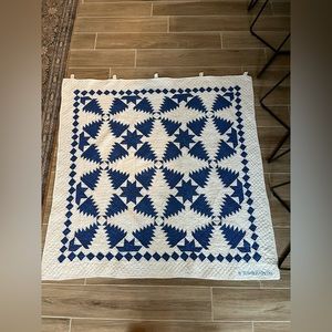 Pineapple Log Cabin Hanging Quilt